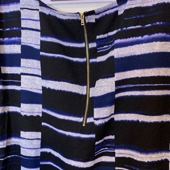 Signature collection abstract dress size 2X - Picture 7 of 7